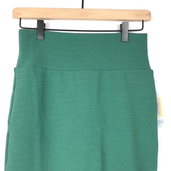 LULAROE Cassie Skirt Pencil Solid Green Textured Stretchy Fitted Size XS NWT - Picture 3 of 8